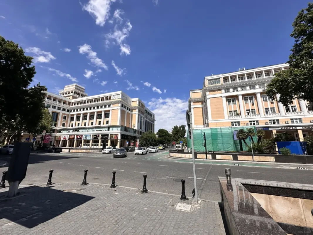 Kirayə verilir 6 otaqlı ofis 165 m²