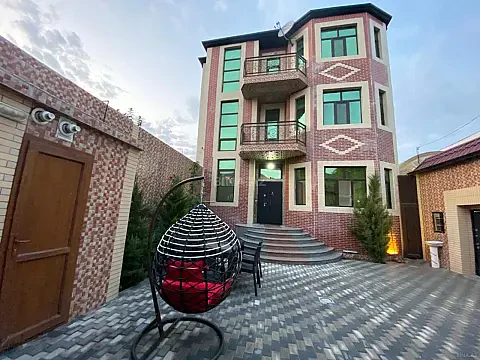 Satılır 11 otaqlı həyət evi 305 m² — Bakı, Nərimanov 11 otaq 305.00 m²