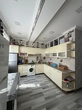 Satılır 2 otaqlı mənzil 70 m² — Bakı 2 otaq 70.00 m²