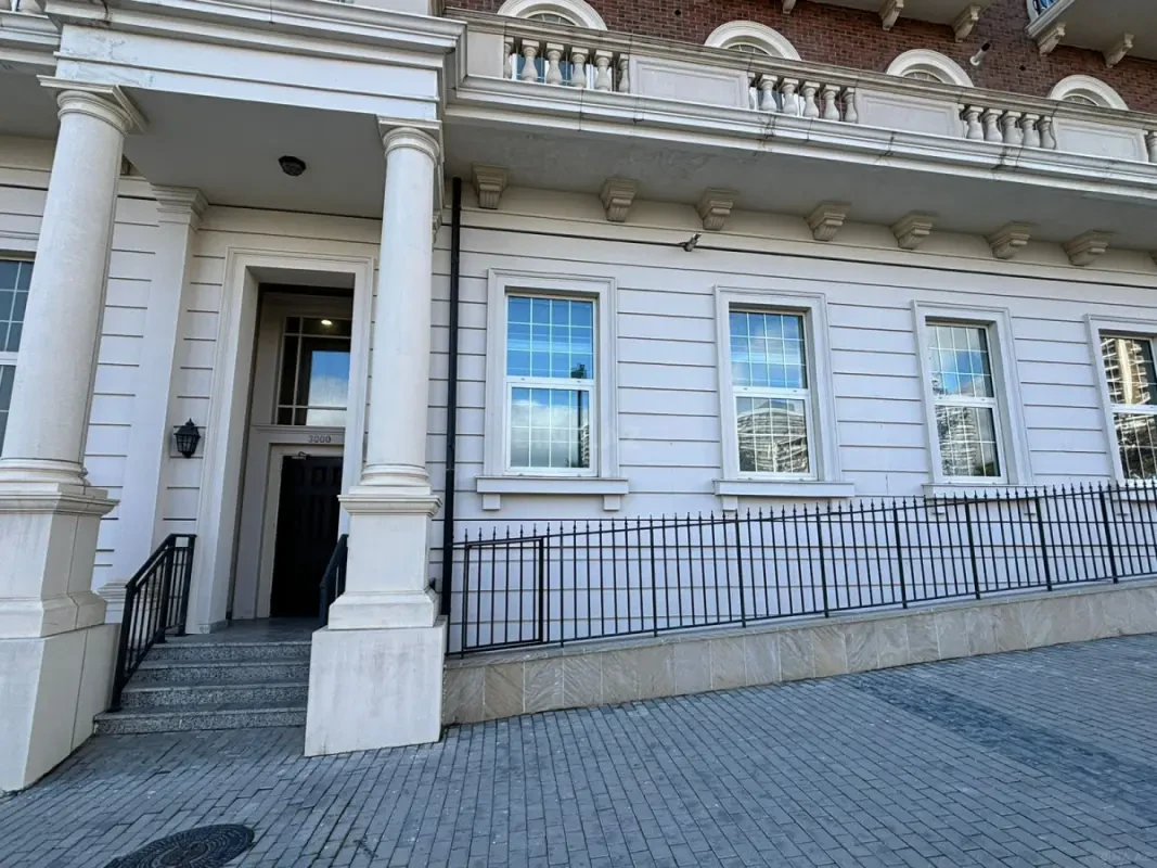 Kirayə verilir 2 otaqlı ofis 90 m²