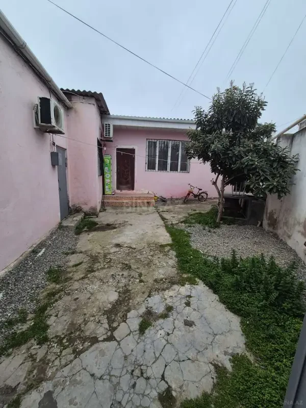 Kirayə verilir 3 otaqlı həyət evi 90 m²