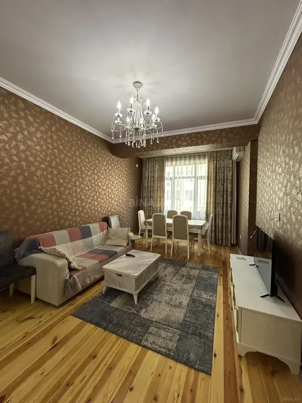 Kirayə verilir 2 otaqlı mənzil 75 m²