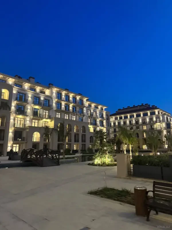 Satılır 2 otaqlı mənzil 89 m²