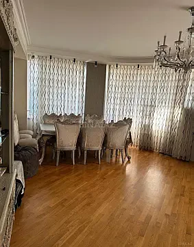 Satılır 4 otaqlı mənzil 212 m² — Bakı 4 otaq 212.00 m²