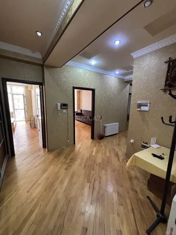 Kirayə verilir 3 otaqlı mənzil 90 m²