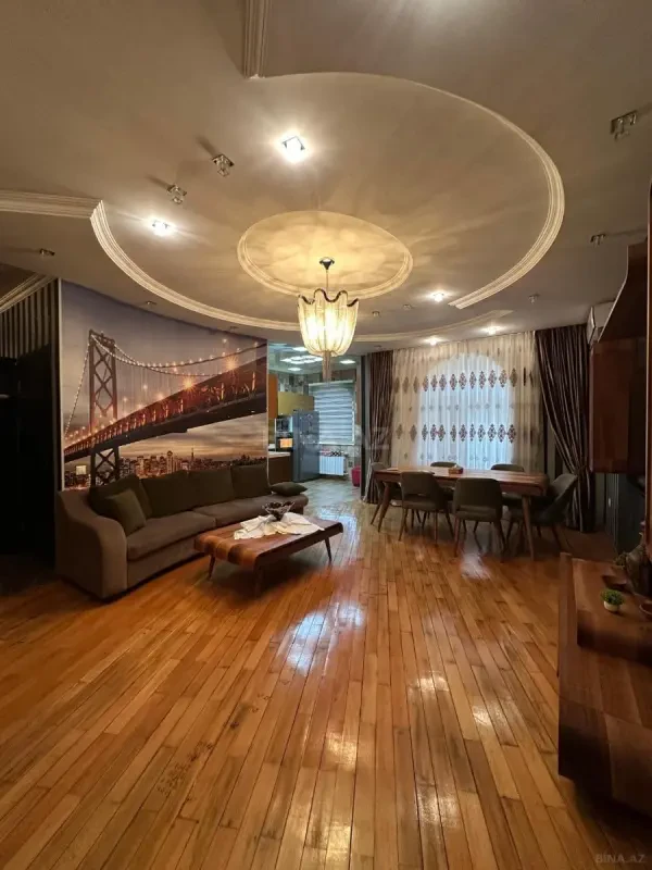 Satılır 3 otaqlı mənzil 99 m²