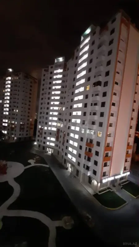 Kirayə verilir 2 otaqlı mənzil 64 m²
