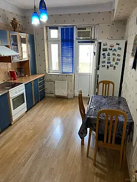 Kirayə verilir 2 otaqlı mənzil 70 m² — Bakı 2 otaq 70.00 m²