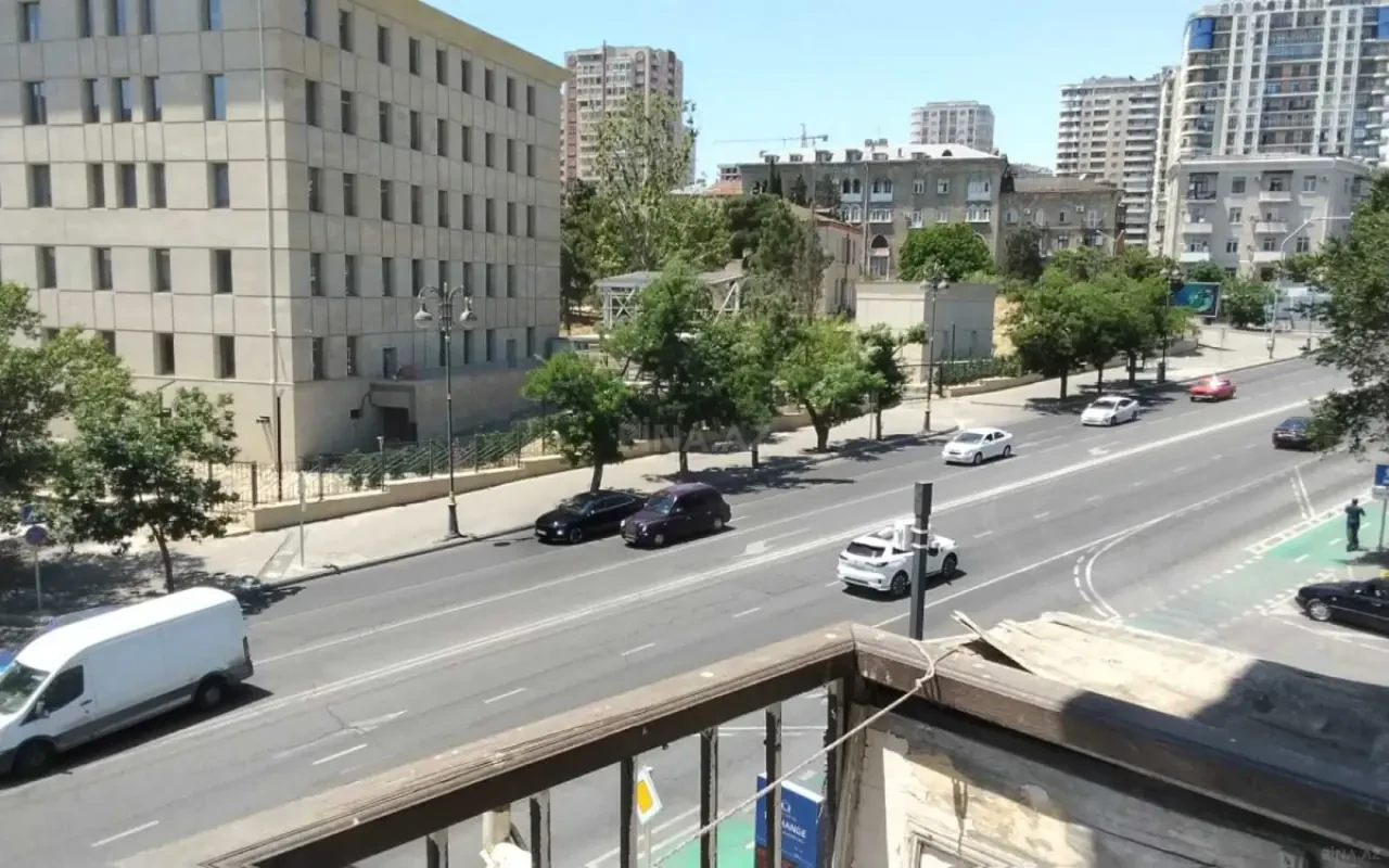 Kirayə verilir 3 otaqlı mənzil 90 m²
