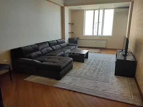 Kirayə verilir 2 otaqlı mənzil 86 m² — Bakı 2 otaq 86.00 m²