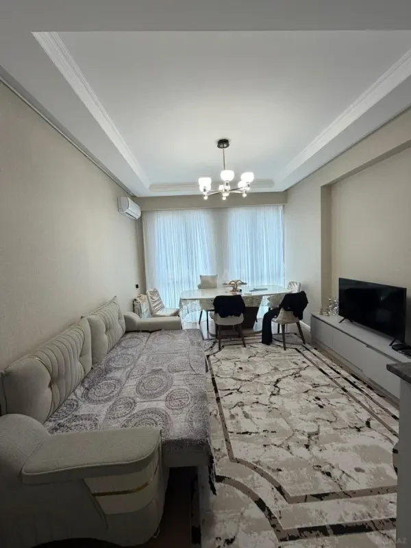 Satılır 2 otaqlı mənzil 49 m²