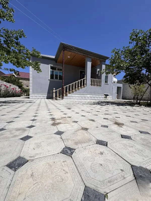 Satılır 3 otaqlı həyət evi 170 m²