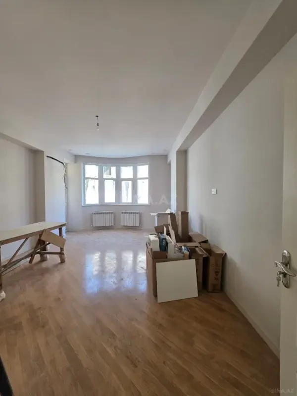 Satılır 2 otaqlı mənzil 90 m²