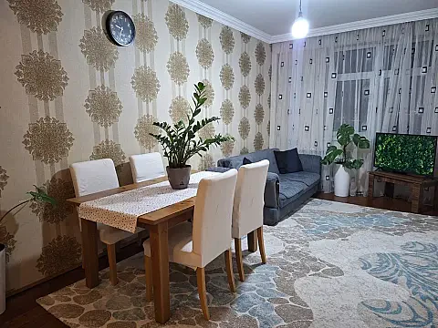 Satılır 2 otaqlı mənzil 80 m² — Bakı, İnşaatçılar 2 otaq 80.00 m²