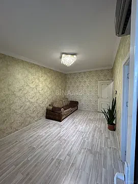 Kirayə verilir 3 otaqlı mənzil 65 m² — Bakı, Memar Əcəmi yanı 3 otaq 65.00 m²