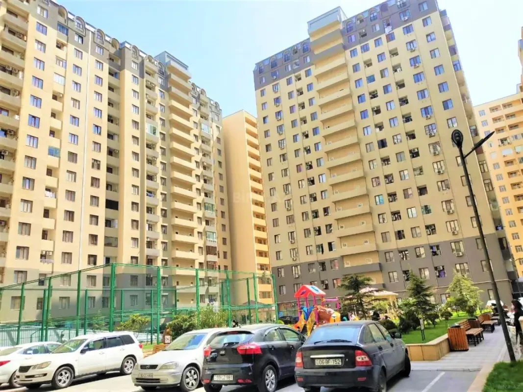 Satılır 3 otaqlı mənzil 72 m²