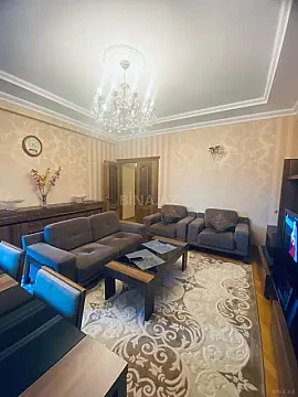 Satılır 2 otaqlı mənzil 62 m² — Bakı, İnşaatçılar 2 otaq 62.00 m²