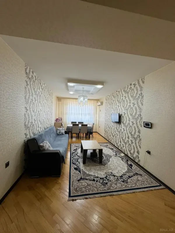 Satılır 2 otaqlı mənzil 75 m²