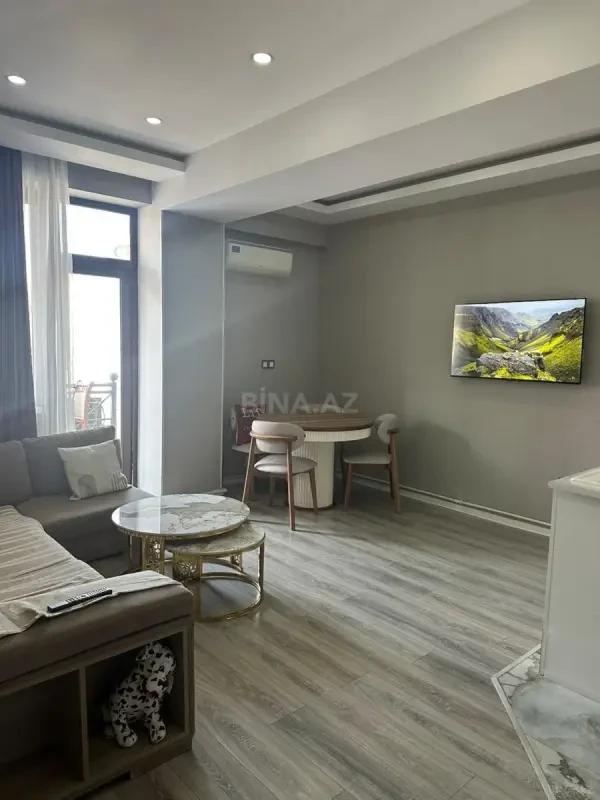 Kirayə verilir 3 otaqlı mənzil 105 m²