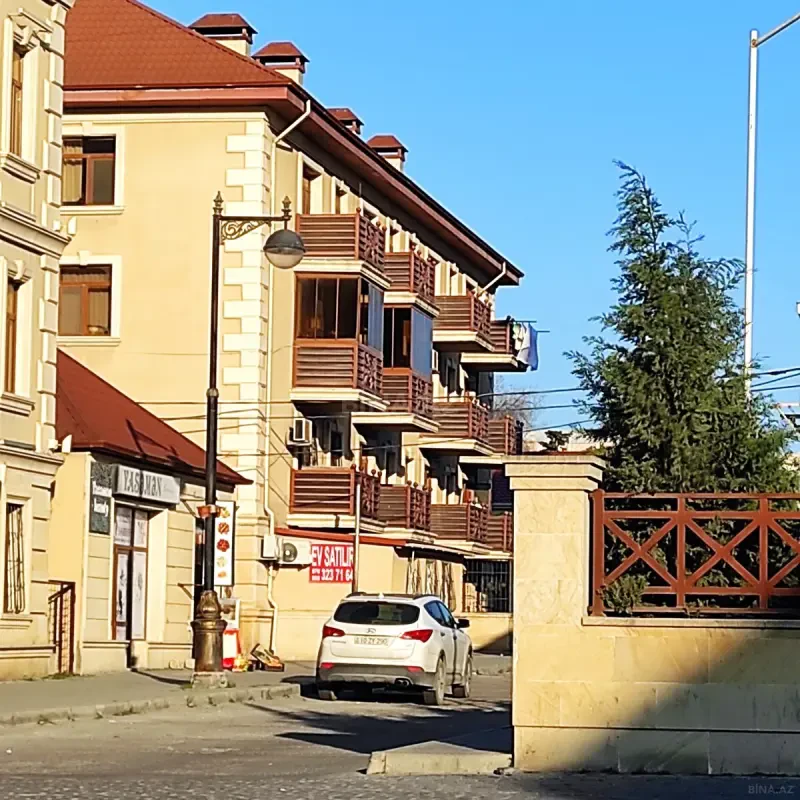 Satılır 3 otaqlı mənzil 60 m²