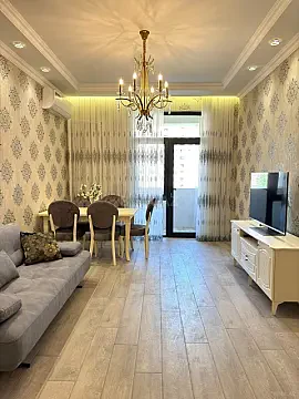 Kirayə verilir 3 otaqlı mənzil 120 m² — Bakı 3 otaq 120.00 m²