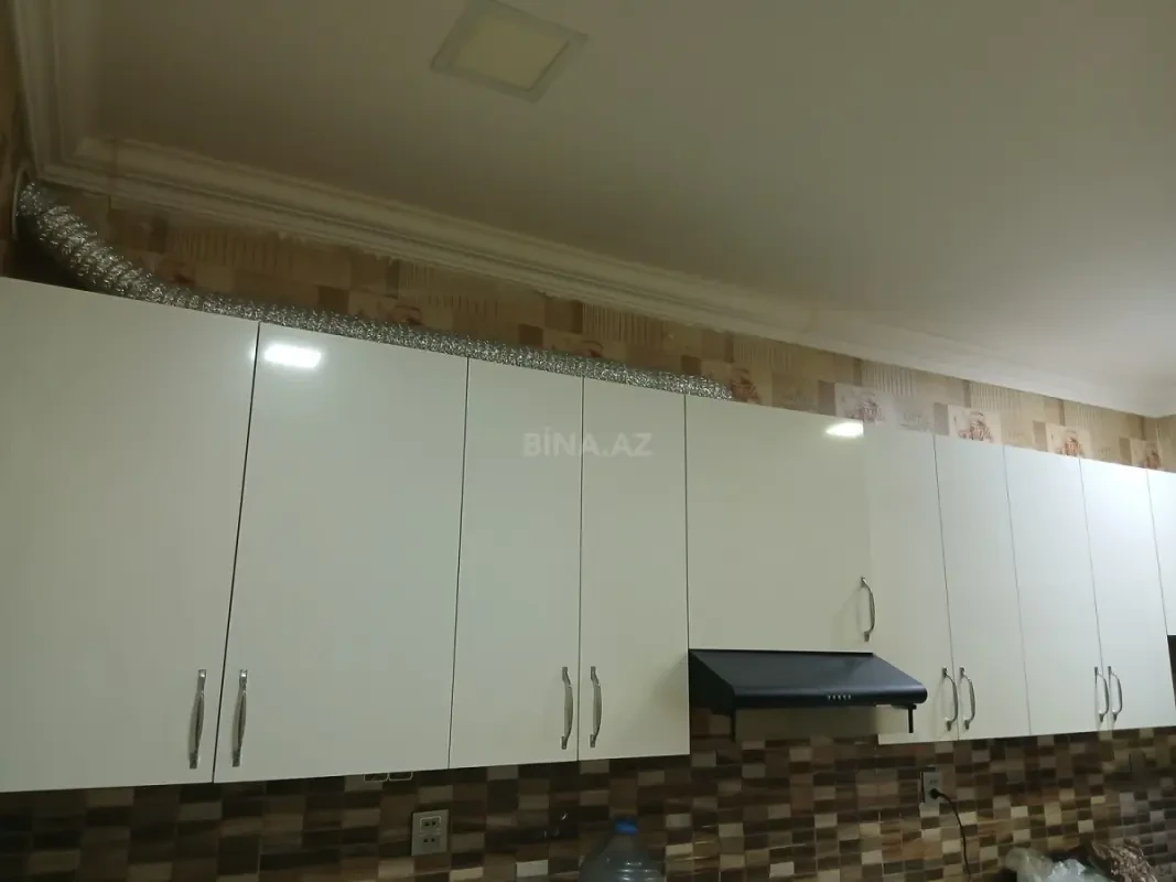 Satılır 2 otaqlı mənzil 70 m²