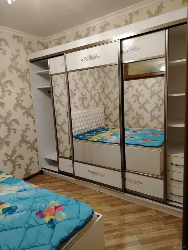 Kirayə verilir 2 otaqlı mənzil 56 m²
