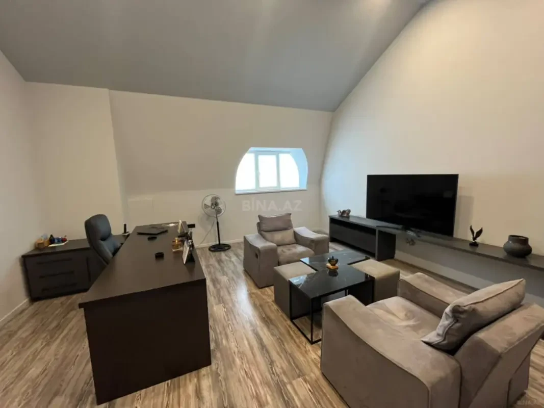 Kirayə verilir 3 otaqlı ofis 220 m²