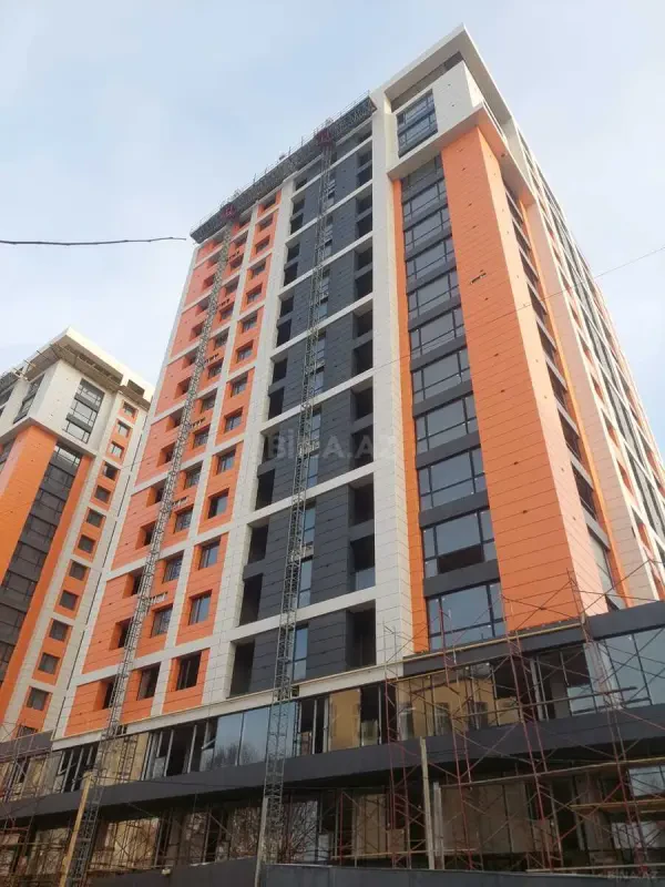 Satılır 3 otaqlı mənzil 113 m²