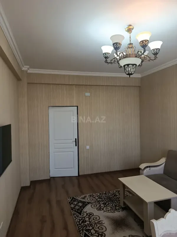 Kirayə verilir 4 otaqlı mənzil 110 m²