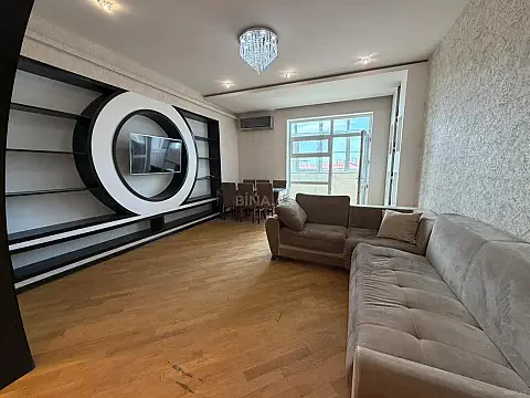 Satılır 2 otaqlı mənzil 72 m² — Bakı, Həzi Aslanov qəs. 2 otaq 72.00 m²