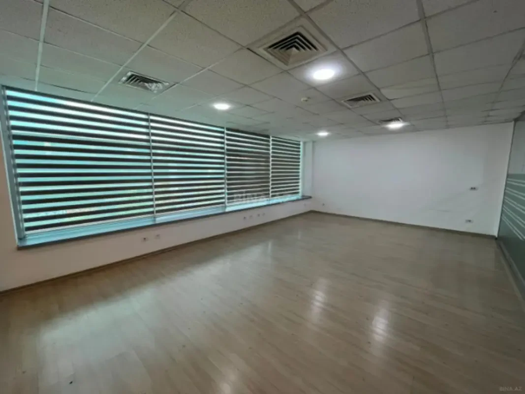 Kirayə verilir 3 otaqlı ofis 100 m²