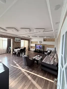 Kirayə verilir 4 otaqlı mənzil 120 m² — Bakı 4 otaq 120.00 m²