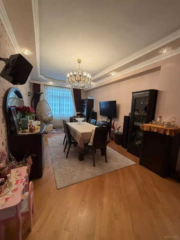 Satılır 3 otaqlı mənzil 120 m²
