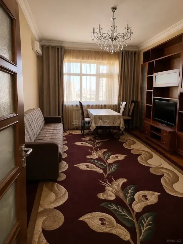 Satılır 2 otaqlı mənzil 100 m²