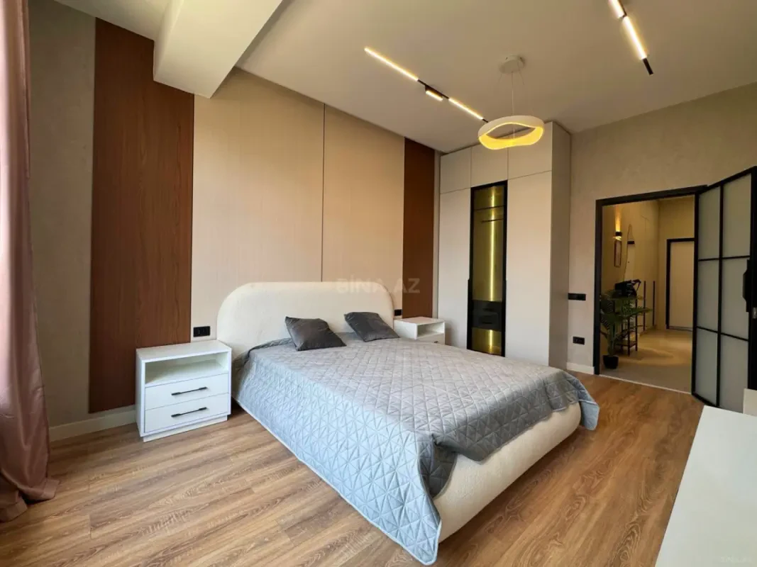 Satılır 2 otaqlı mənzil 62.5 m²
