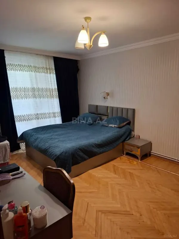 Satılır 3 otaqlı mənzil 70 m²