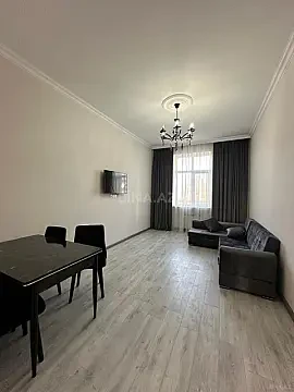 Kirayə verilir 2 otaqlı mənzil 80 m² — Bakı 2 otaq 80.00 m²