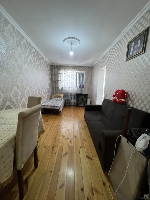 Satılır 2 otaqlı həyət evi 55 m²
