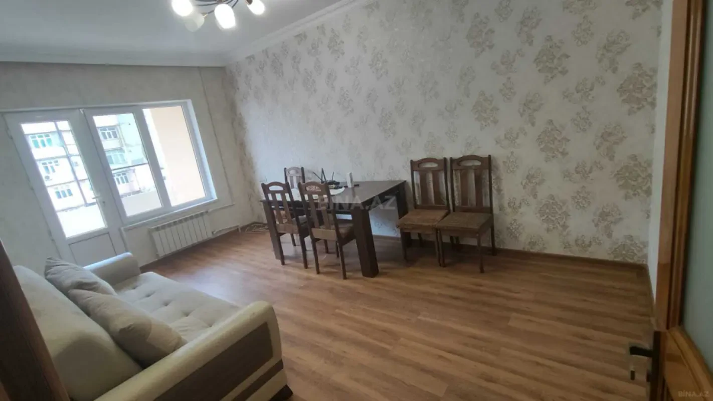 Satılır 2 otaqlı mənzil 70 m²