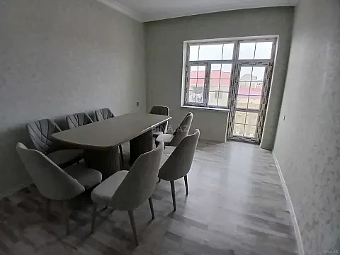 Satılır 7 otaqlı həyət evi 200 m² — Xırdalan 7 otaq 200.00 m²
