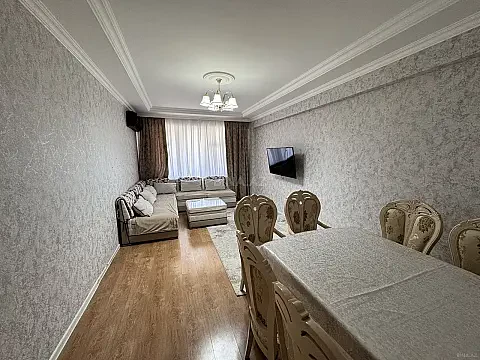Satılır 4 otaqlı mənzil 152 m² — Bakı, Həzi Aslanov qəs. 4 otaq 152.00 m²