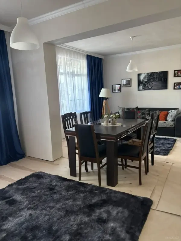 Satılır 5 otaqlı həyət evi 150 m²