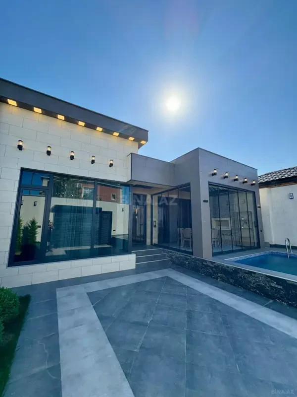 Kirayə verilir 4 otaqlı həyət evi 250 m²