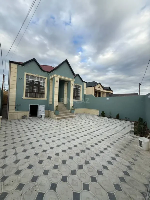 Satılır 4 otaqlı həyət evi 120 m²