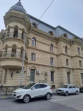 Kirayə verilir 4 otaqlı mənzil 90 m² — Bakı, Nəsimi 4 otaq 90.00 m²