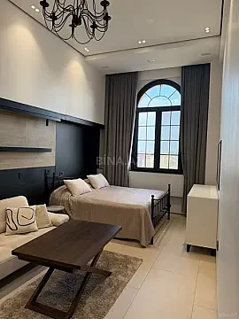 Kirayə verilir 3 otaqlı mənzil 150 m² — Bakı 3 otaq 150.00 m²