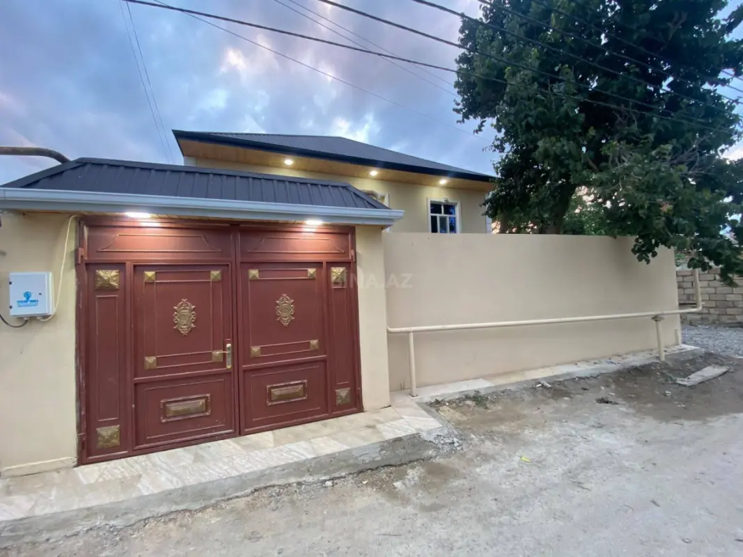 Satılır 4 otaqlı həyət evi 120 m²