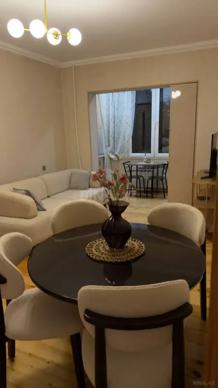 Kirayə verilir 2 otaqlı mənzil 51 m²
