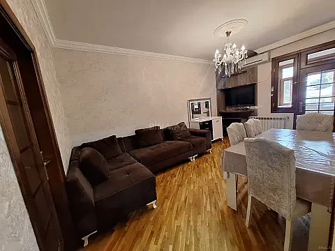 Satılır 2 otaqlı mənzil 50 m² — Bakı, Memar Əcəmi yanı 2 otaq 50.00 m²